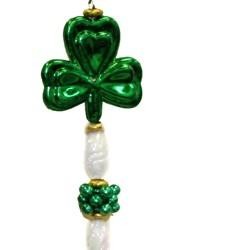 48in Green Clovers w/ White AB Seashell Beads 